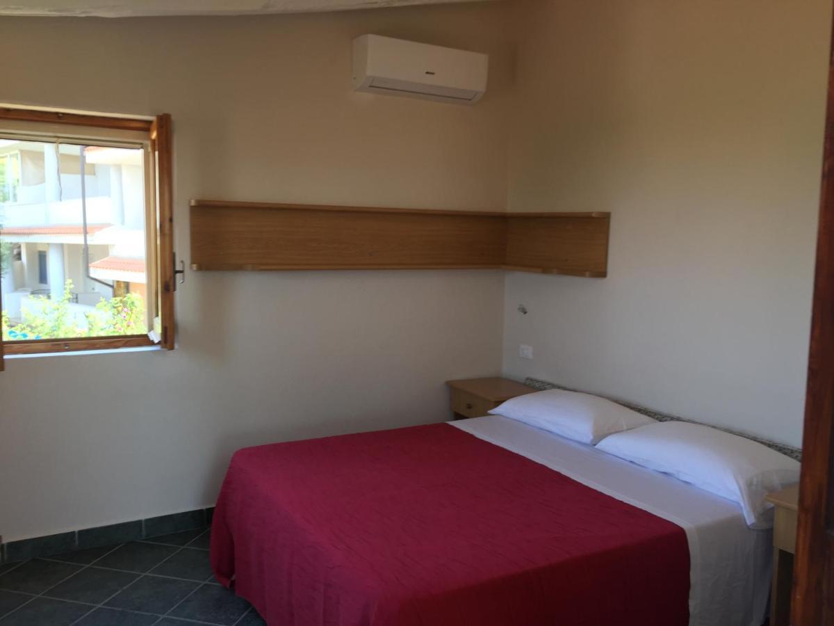 Tenuta Conte Ruggero Santa Domenica  Εξωτερικό φωτογραφία