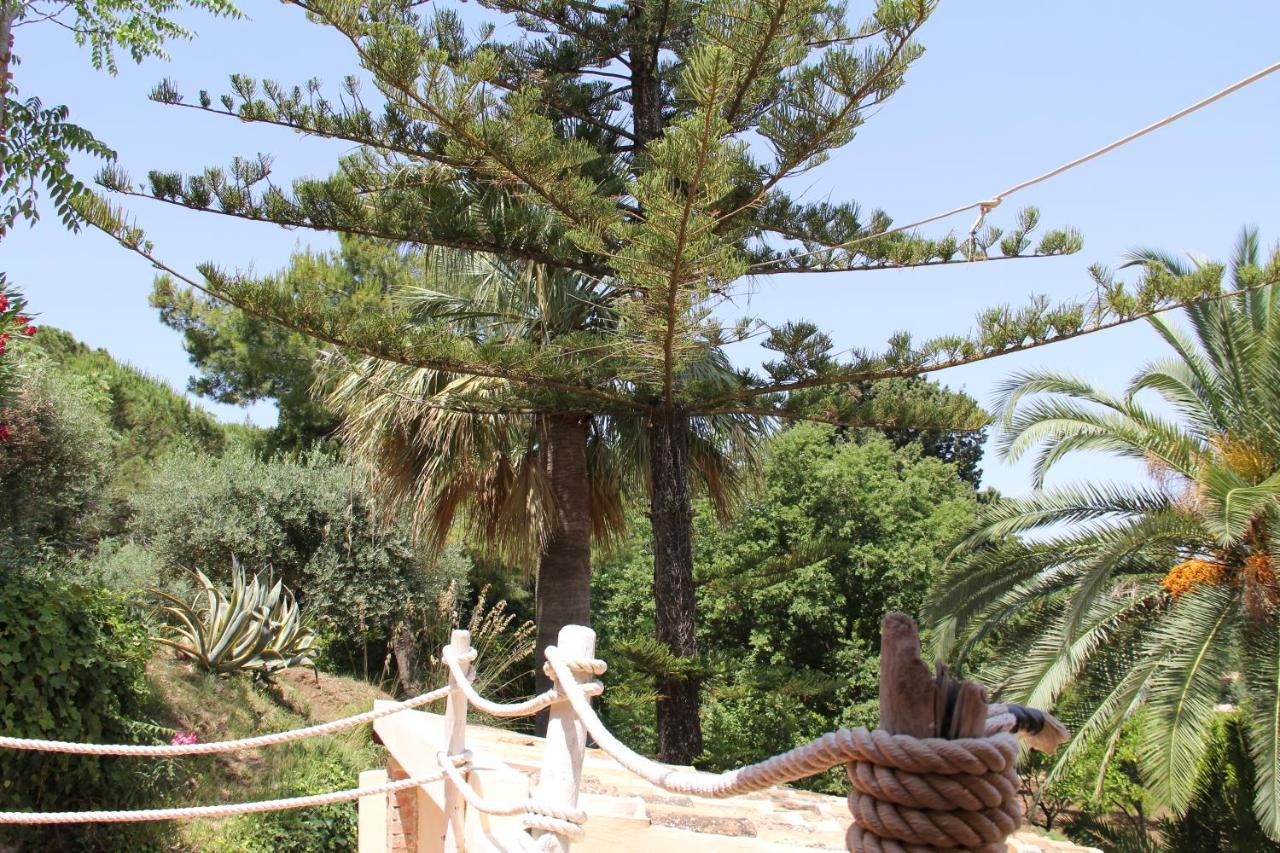 Tenuta Conte Ruggero Santa Domenica  Εξωτερικό φωτογραφία