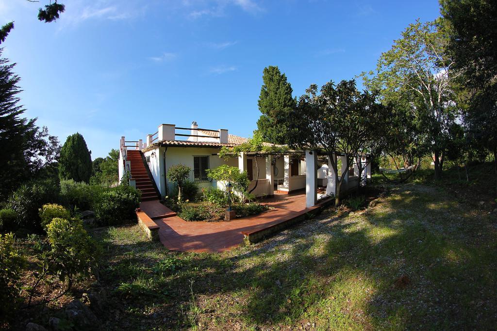 Tenuta Conte Ruggero Santa Domenica  Εξωτερικό φωτογραφία